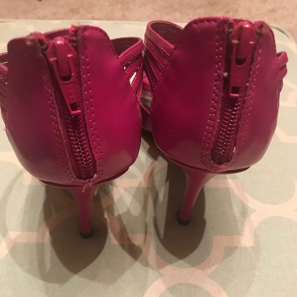 Fuchsia 👠 - Picture 3 of 6